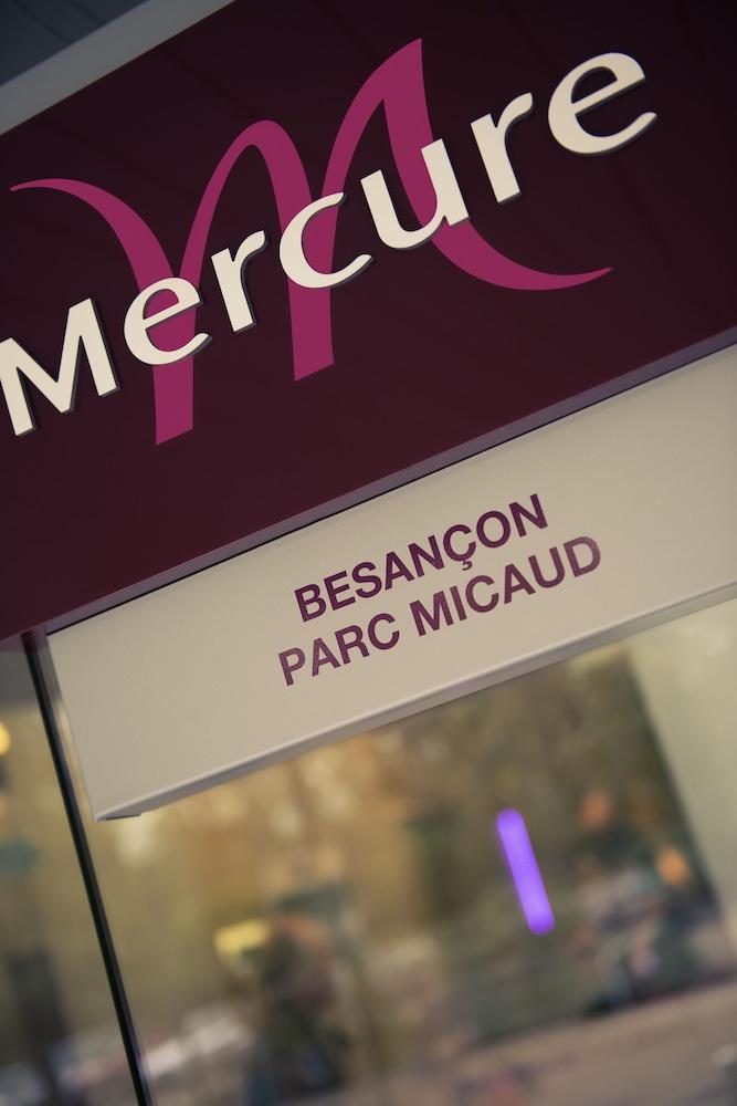 Mercure Besancon Parc Micaud - Hotel & Bar Exterior foto