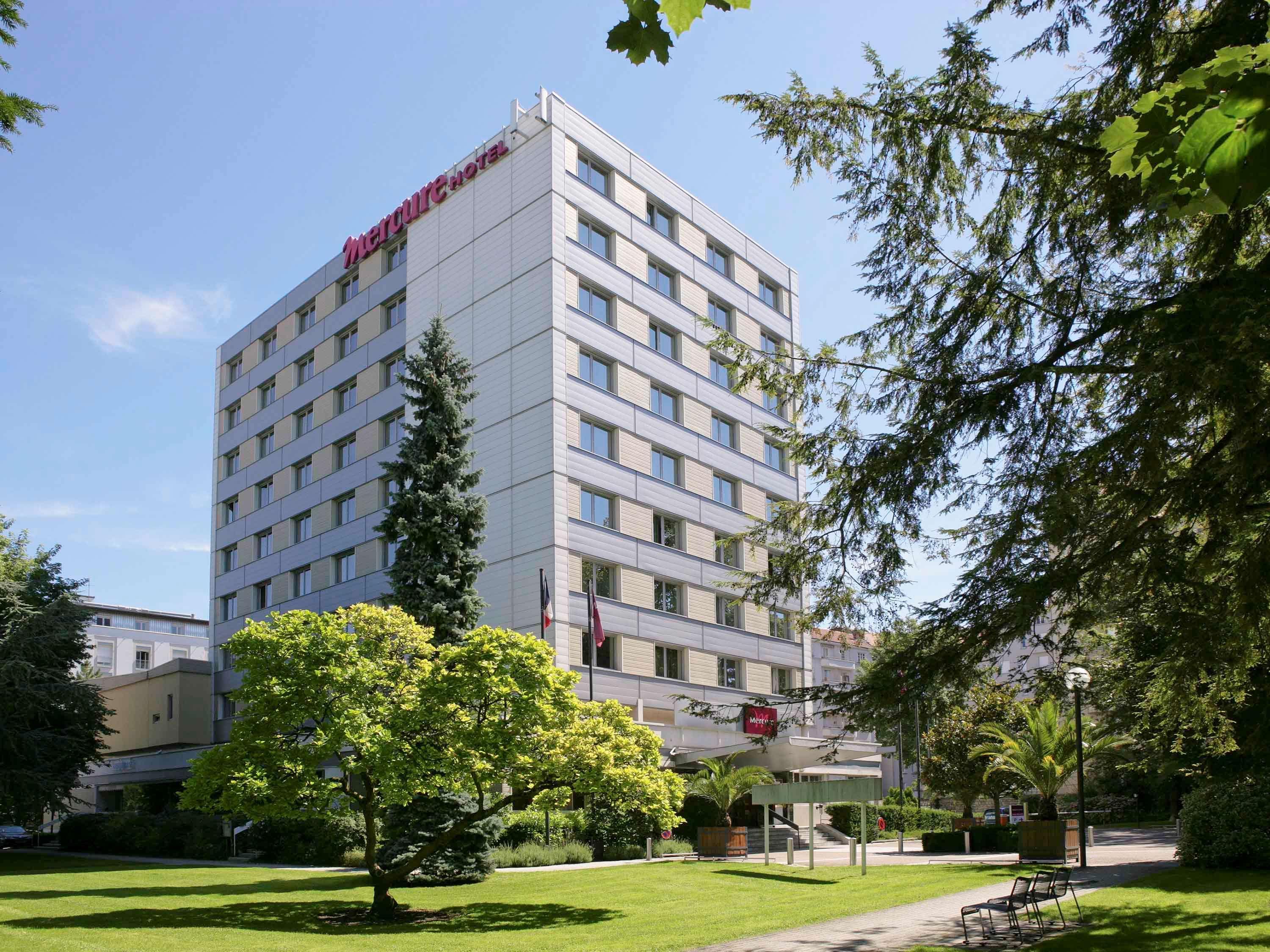 Mercure Besancon Parc Micaud - Hotel & Bar Exterior foto