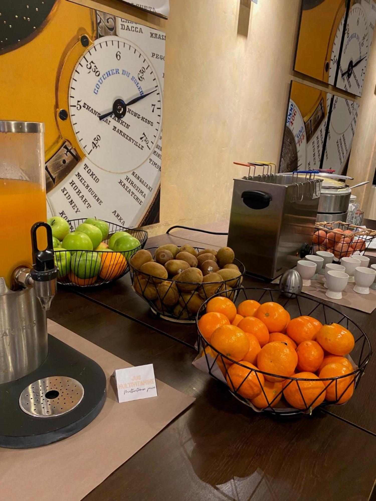 Mercure Besancon Parc Micaud - Hotel & Bar Exterior foto