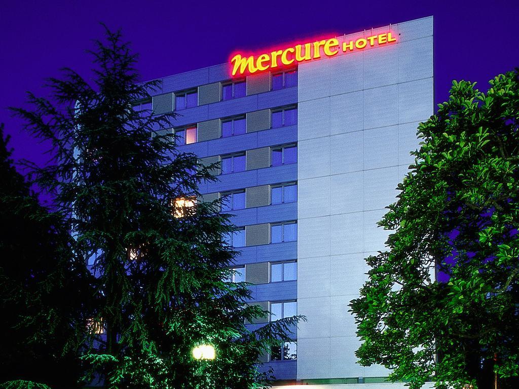 Mercure Besancon Parc Micaud - Hotel & Bar Exterior foto