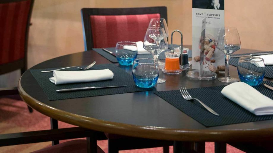 Mercure Besancon Parc Micaud - Hotel & Bar Exterior foto